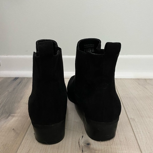 Women’s Size 7 Black Suede Booties (Call It Spring Shoes) - Picture 3 of 4